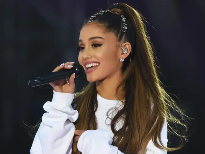 Accounts With The Most Followers On Instagram; Ariana Grande