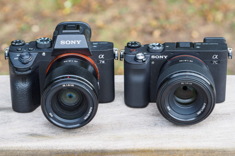 Best Cameras For Vlogging and Streaming Under $1500