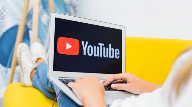 How To Watch Ad-Free YouTube Video