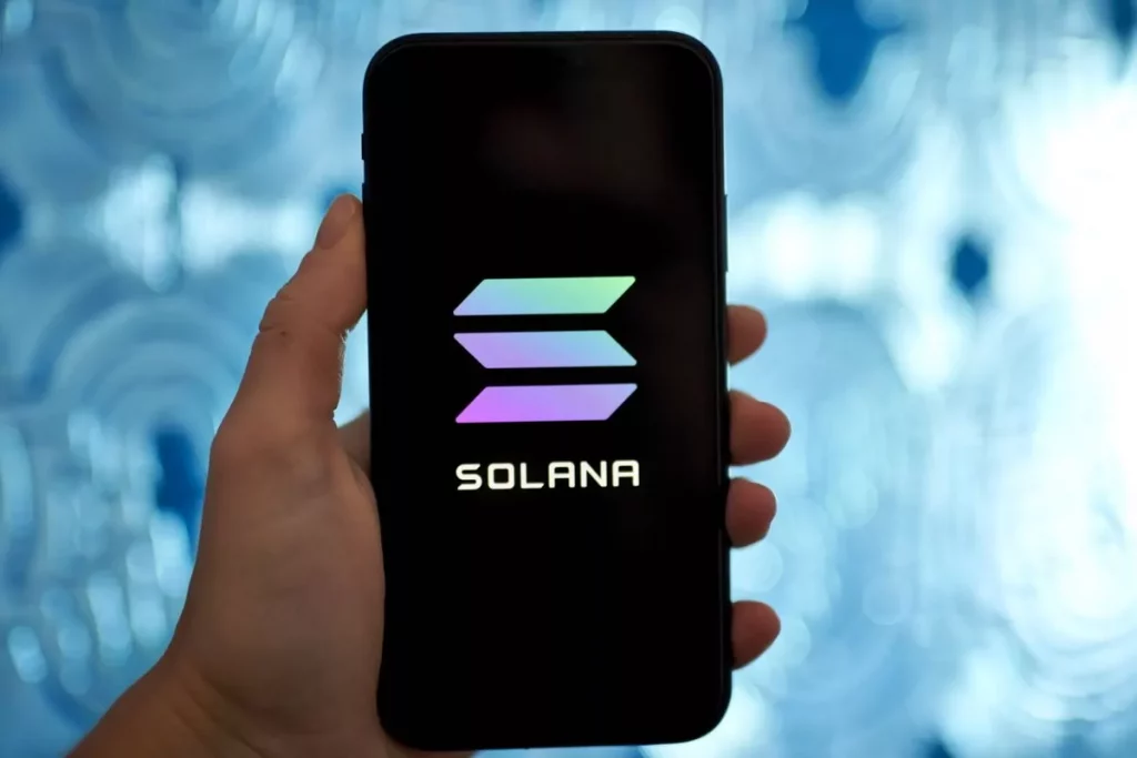 CoinShares partners FTX to launch Solana ETP