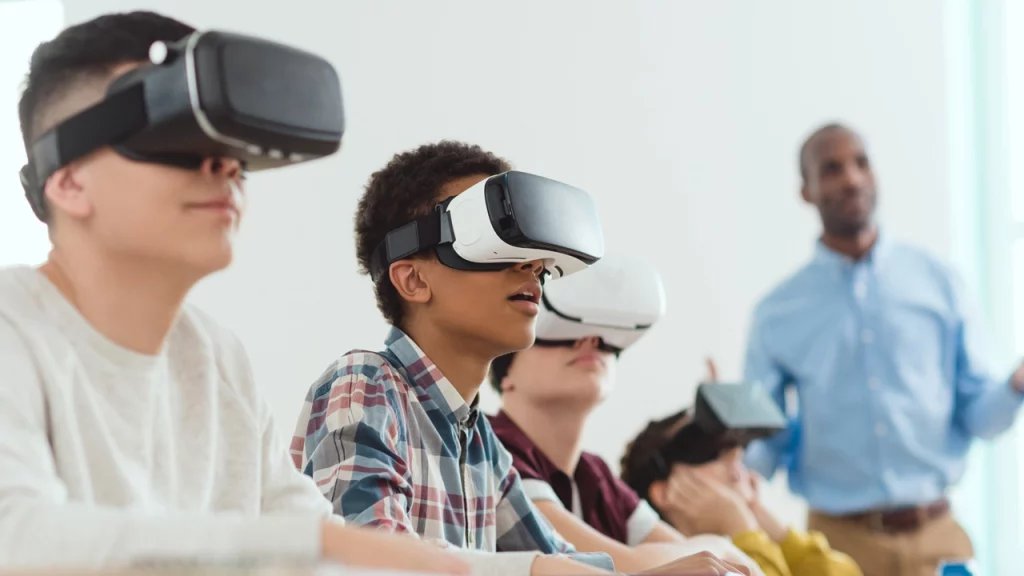 The Most Important Benefits Of Using Virtual Reality In Education Training