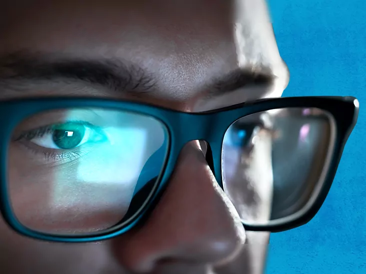 Why Use Blue Light Glasses? 