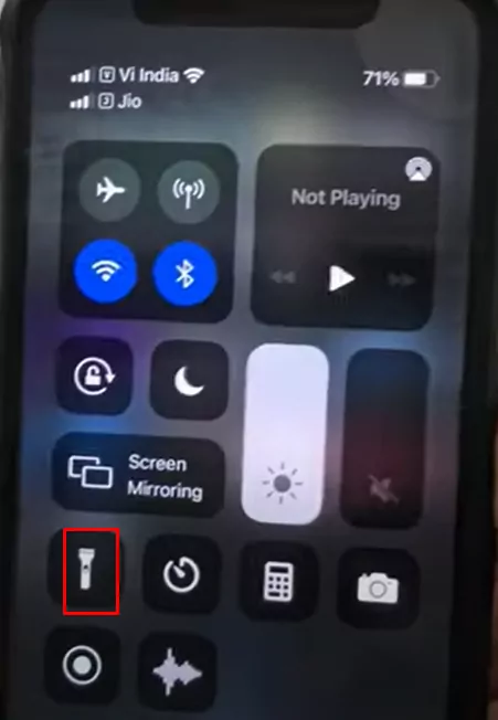 How To Turn Off Flashlight On iPhone 12 Using The Control Center?