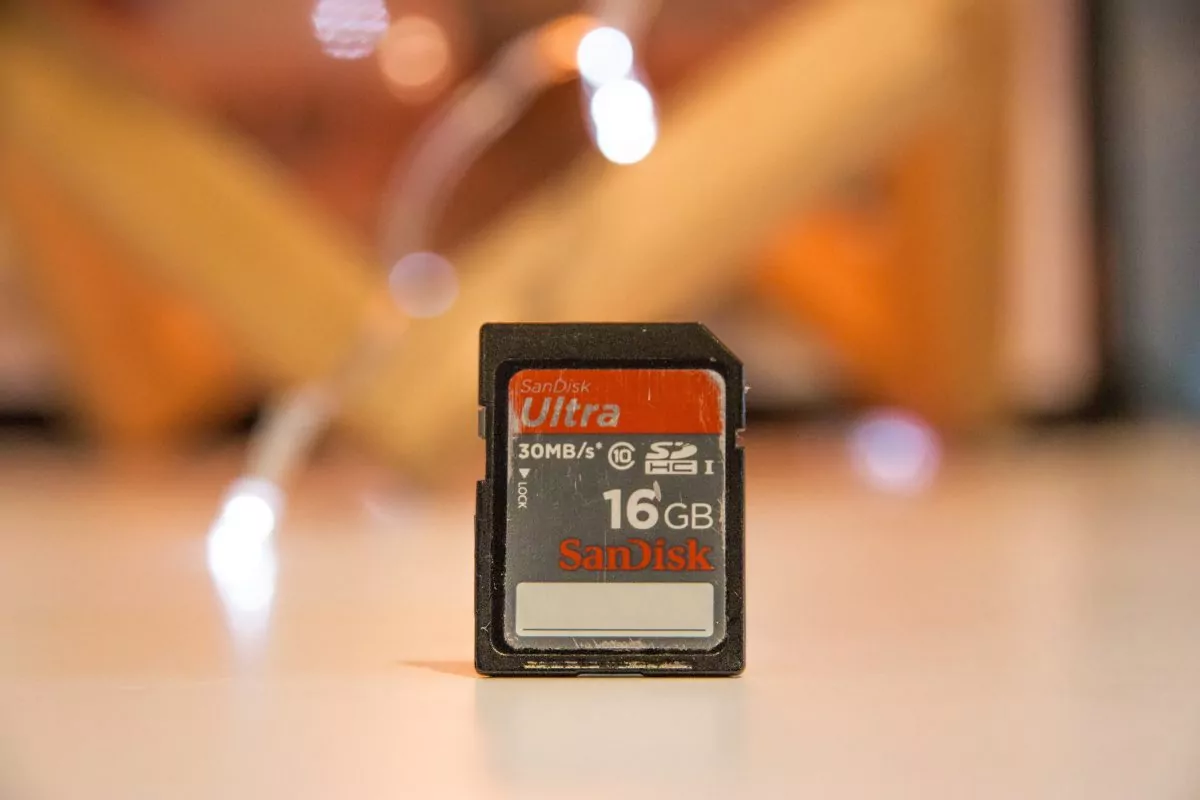 Best WiFi Enabled SD Memory Card To Buy In 2022
