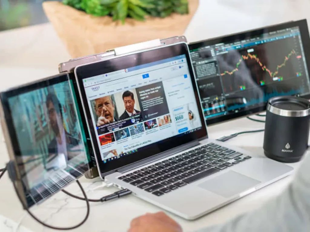 Best Portable Triple Monitor For Laptop