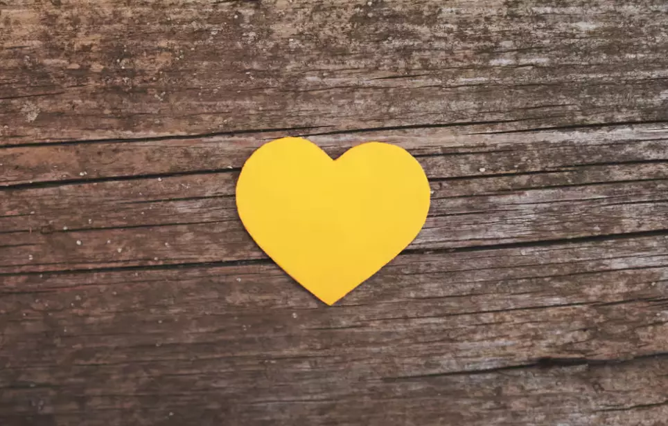 Gold Heart Snapchat