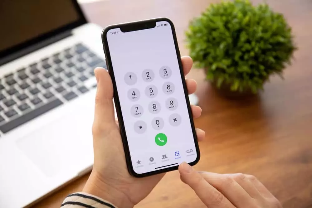 how-to-dial-extension-on-iphone-a-quick-guide