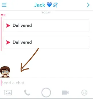 How To Know If Someone Is Active On Snapchat - bitmoji peeking in chat screen