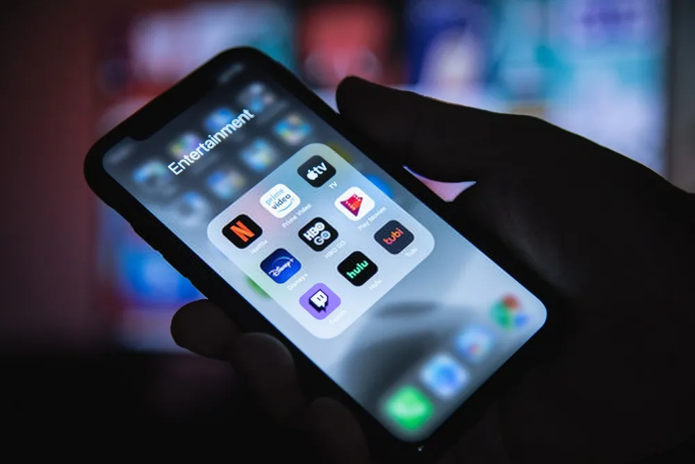 How To Use Miracast On iPhone?