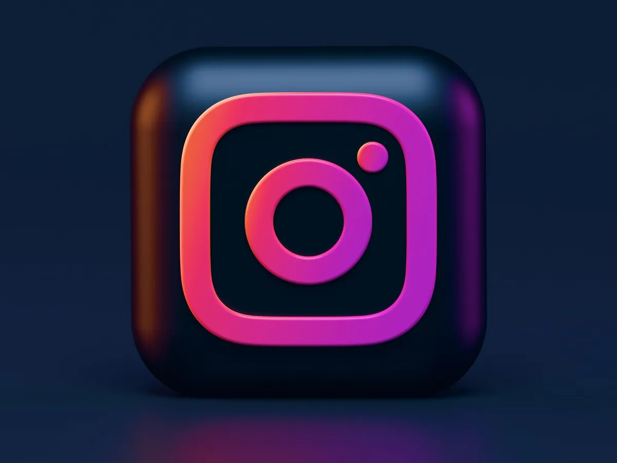 how to hide Instagram notes from certain followers