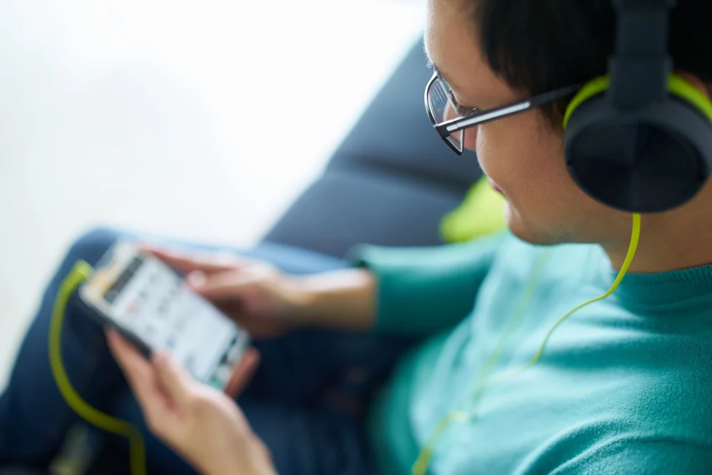 How to Stop LinkedIn Auto-Play Videos on Mobile